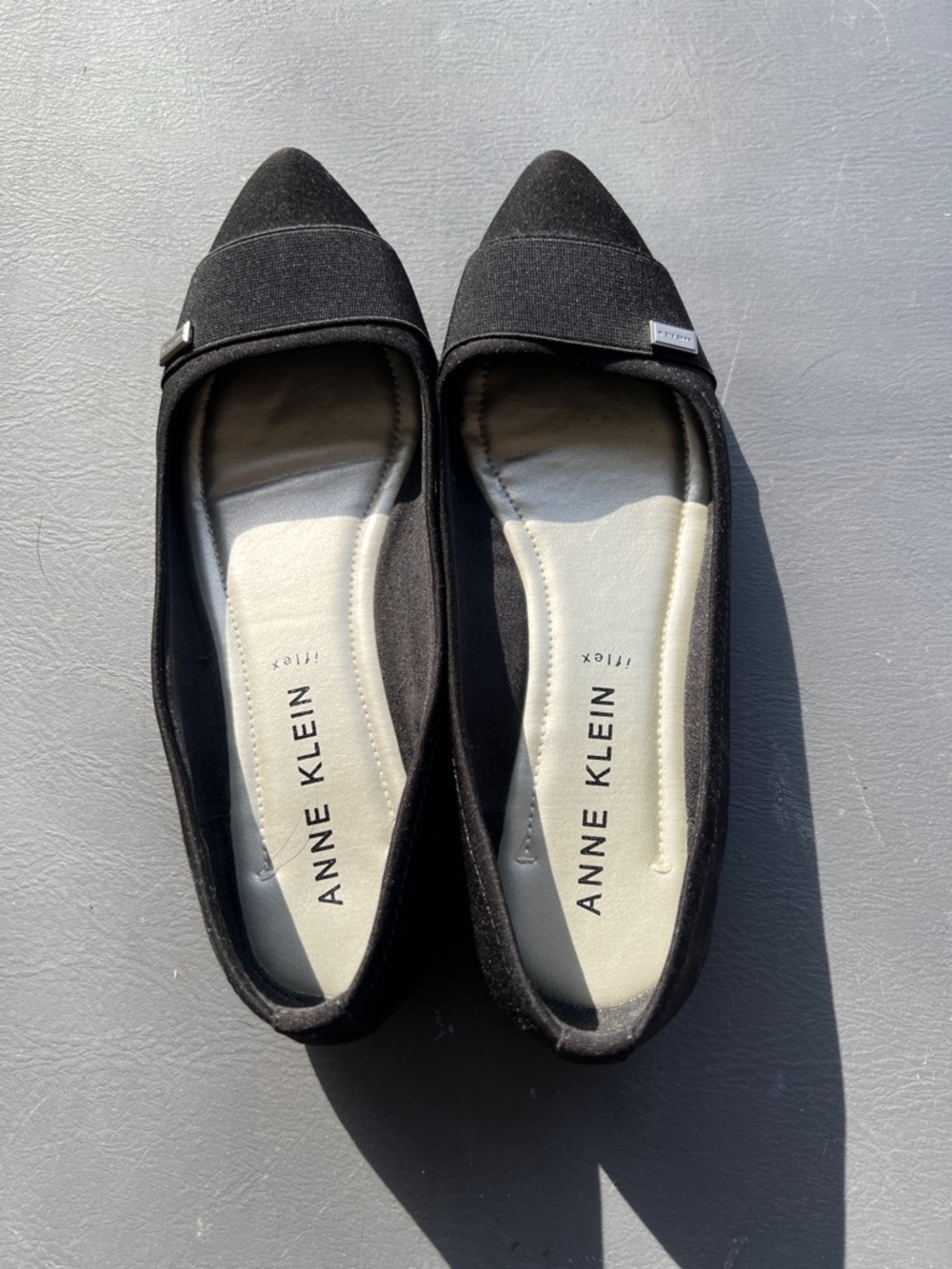 Anne Klein Black Pointed-Toe Slip-On Flats